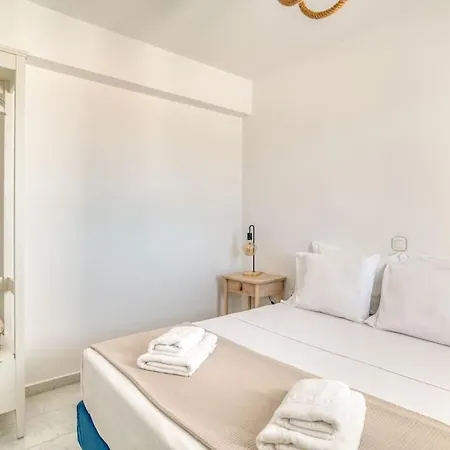 Paros Sea View Eco - Aetherian Ciel Villas, Aktaia בית נופש